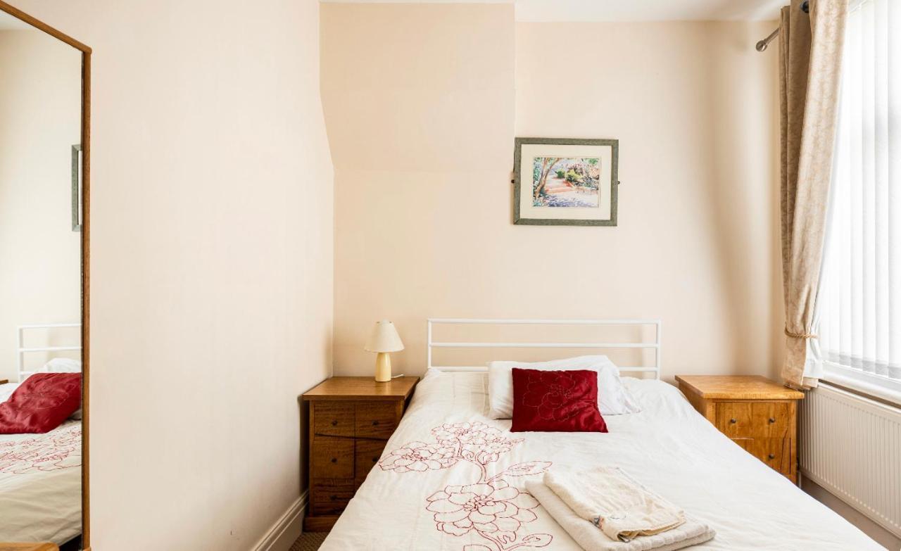 Tsd Guest House Blackpool Exterior photo